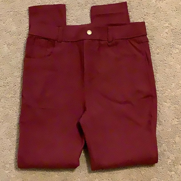 ❤️ AMARYLLIS burgundy 5 pocket pull on stretch jeans, SMALL - Picture 2 of 6